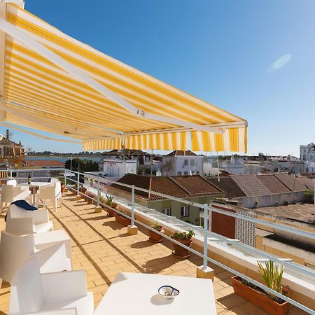 Villa Marquez Vila Real de Santo Antonio Exterior photo A retractable awning
