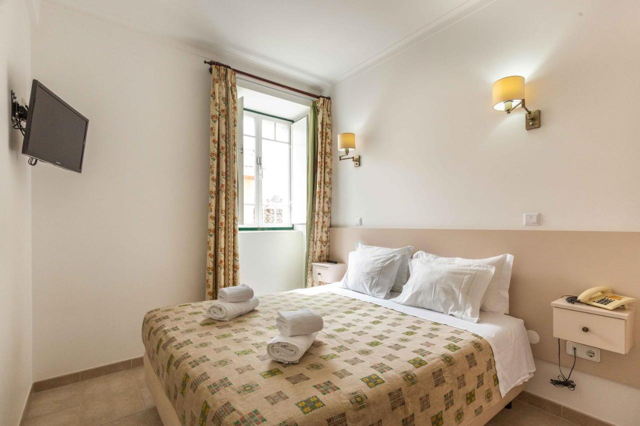 Villa Marquez Vila Real de Santo Antonio Exterior photo A room at the hotel