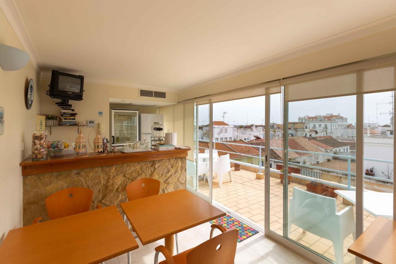 Villa Marquez Vila Real de Santo Antonio Exterior photo A typical kitchen in a student residence hall